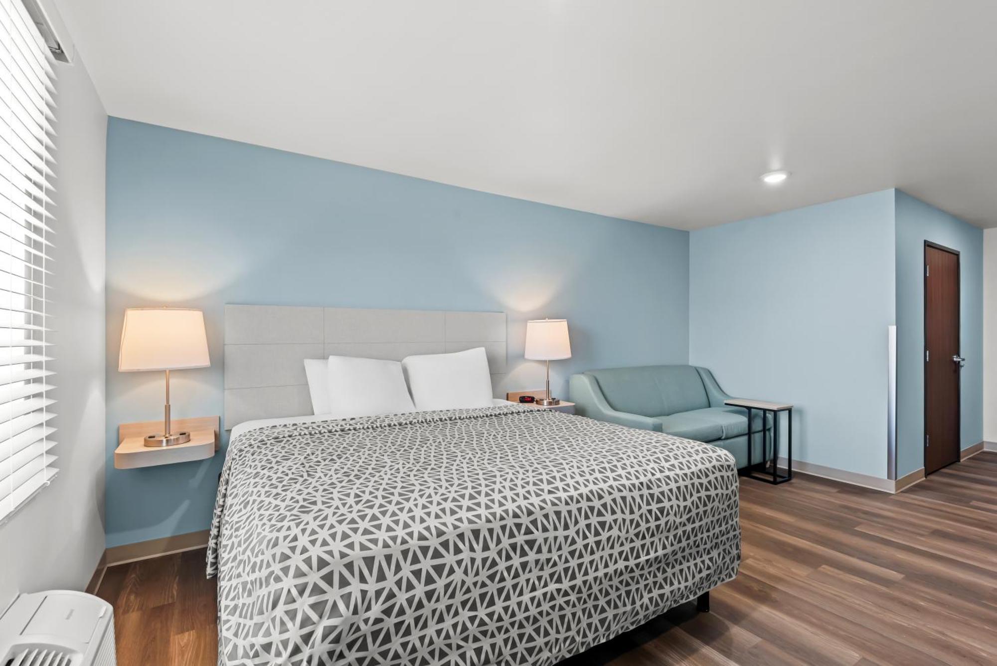 Woodspring Suites Coralville Iowa City Extérieur photo