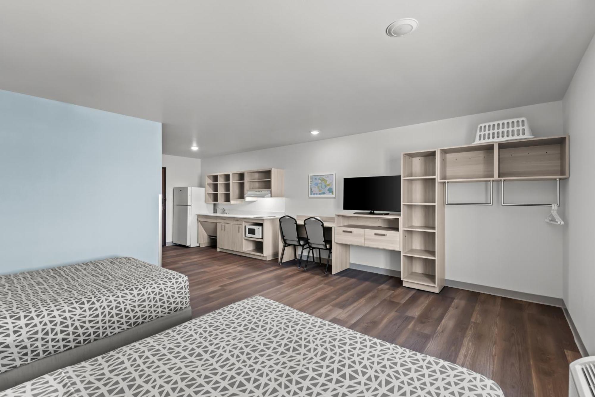 Woodspring Suites Coralville Iowa City Extérieur photo