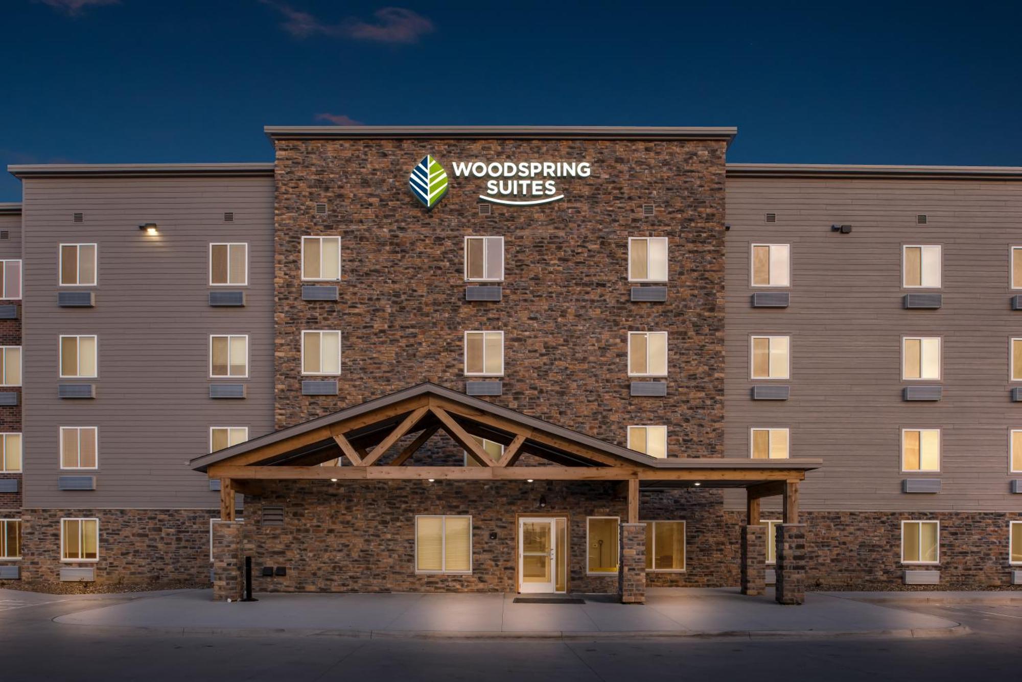 Woodspring Suites Coralville Iowa City Extérieur photo